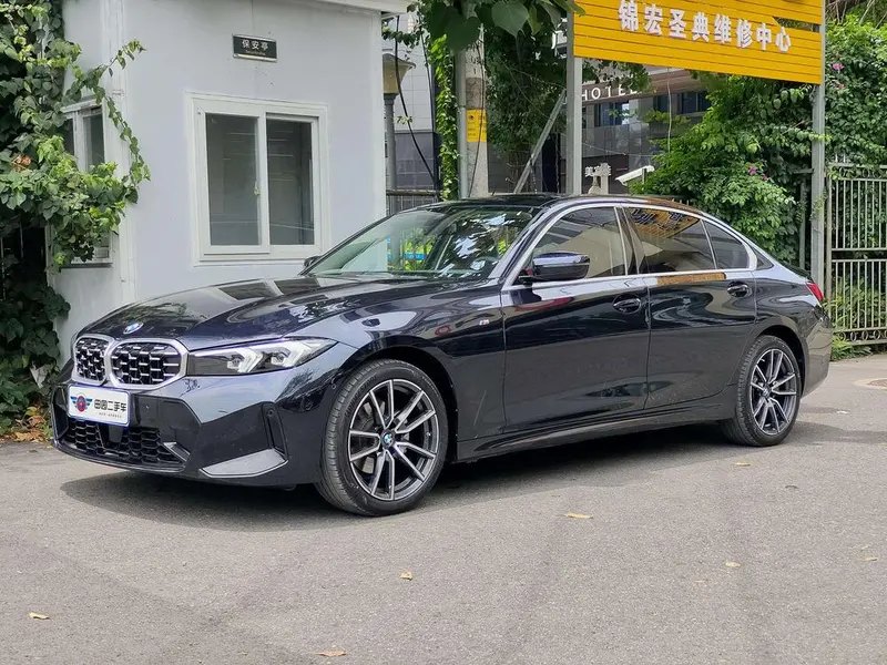 BMW 3-Series, 2025