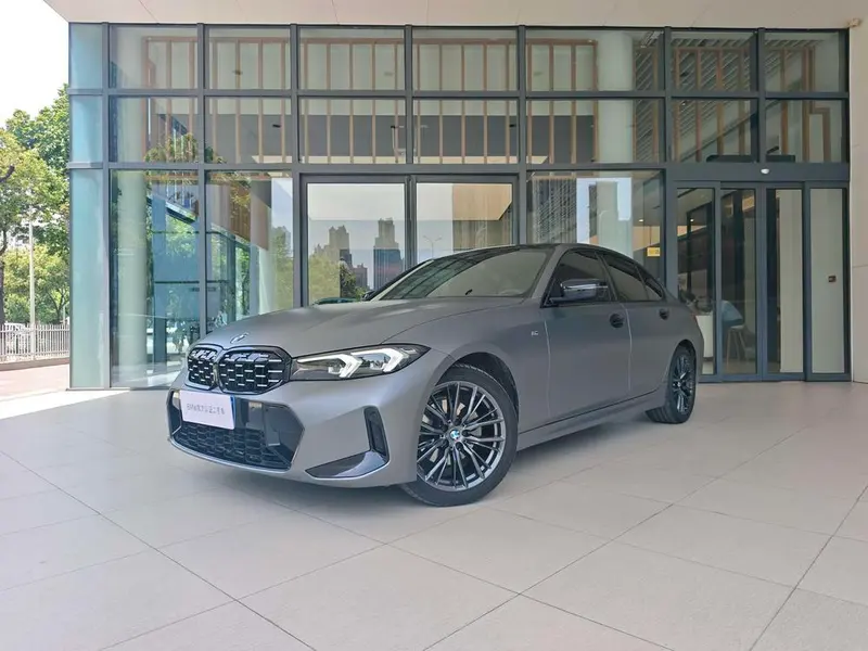 BMW 3-Series, 2023