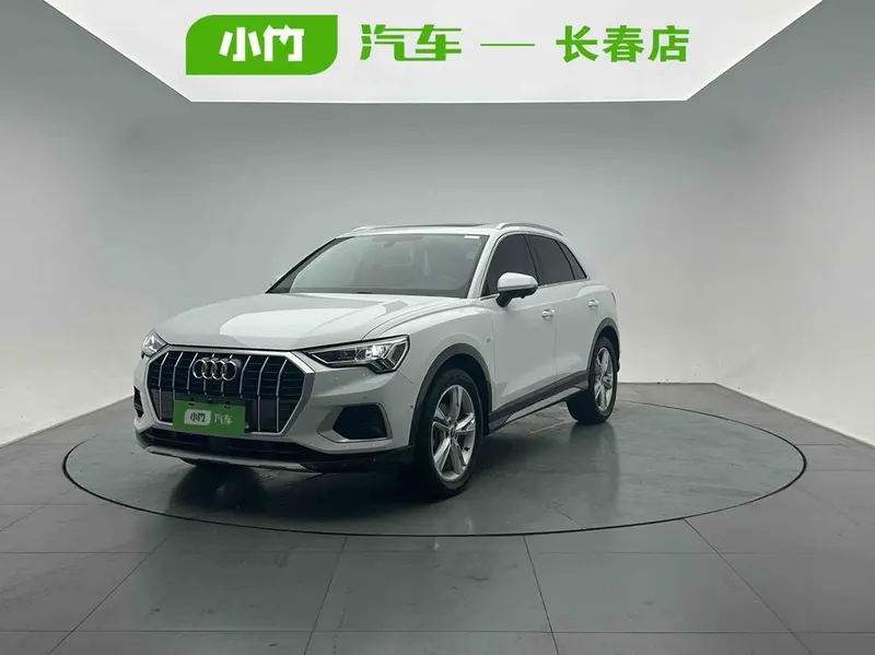 Audi Q3, 2023