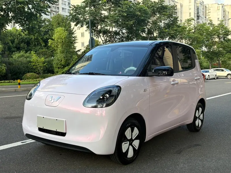 Wuling Hongguang MINIEV 205km LFP Edition Refined + Model, 2025 — фото 1