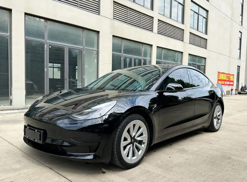 Tesla Model 3 Edition, 2022 — фото 1