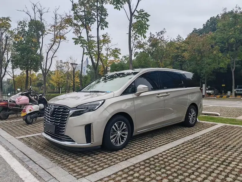 Buick GL8, 2023