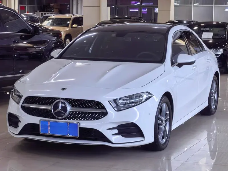Mercedes-Benz A-Class Facelift A 180 L, 2020 — фото 1
