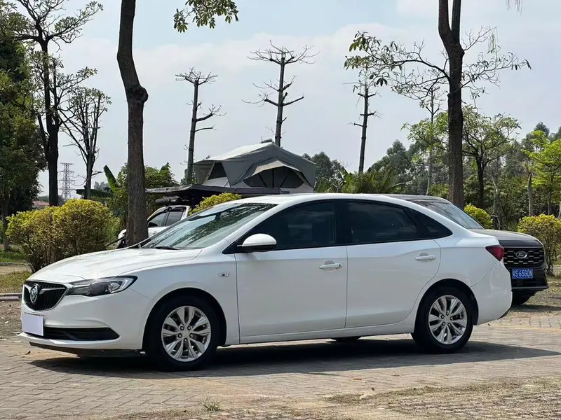 Buick Excelle Facelift 1.5L Auto Elite Version, 2021 — фото 1