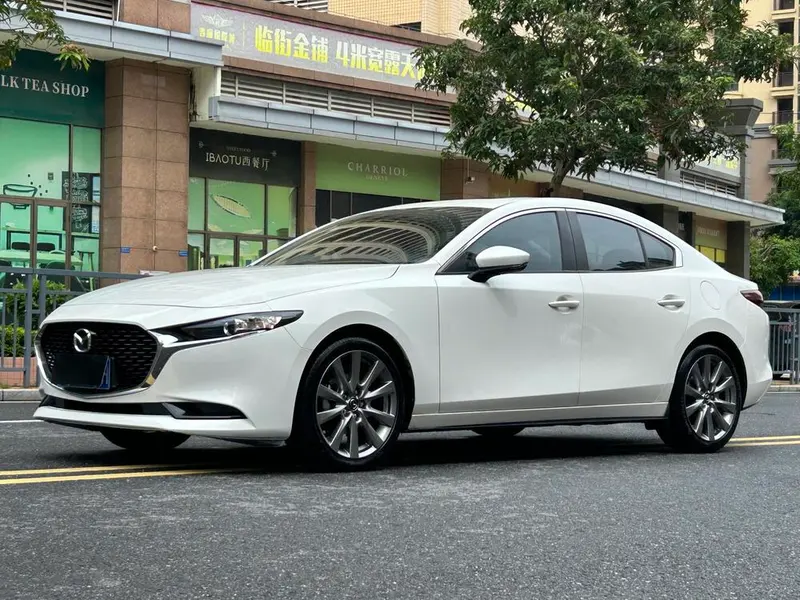 Mazda 3 Axela, 2020