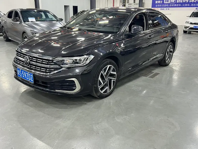 Volkswagen Sagitar, 2023