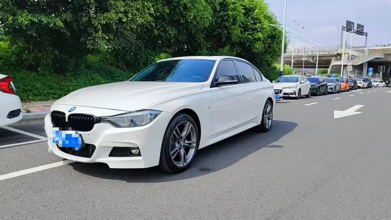 BMW 3-Series, 2018