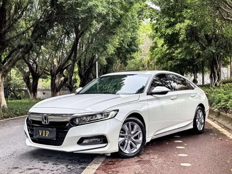 Honda Accord 260TURBO Elite Edition CN5, 2018 — фото 1