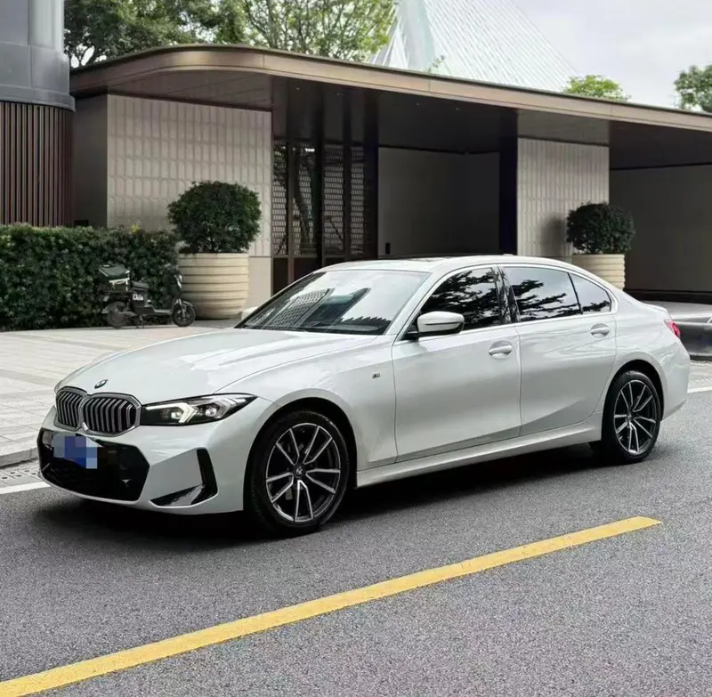 BMW 3-Series, 2023