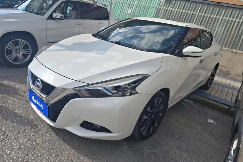 Nissan Bluebird, 2019