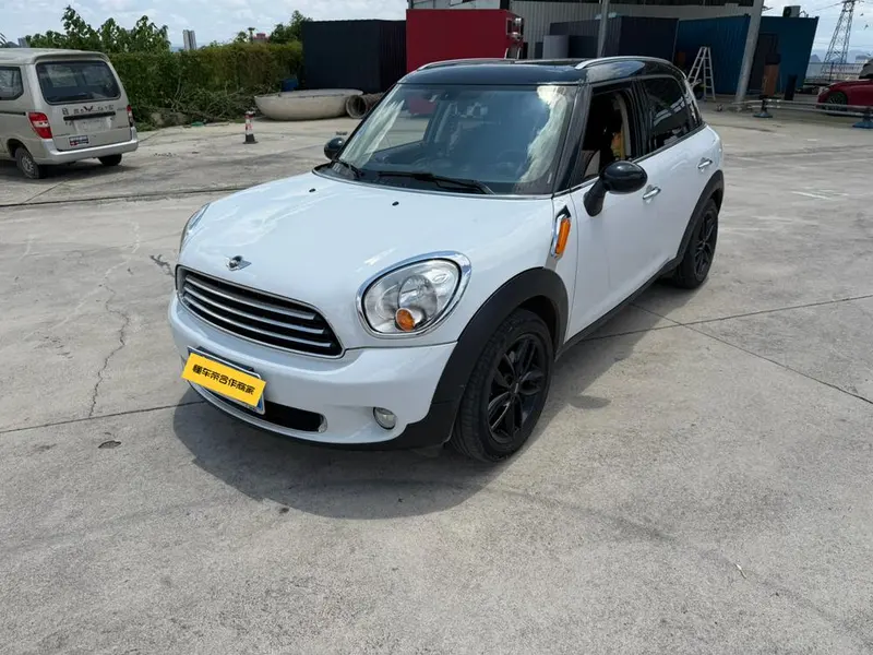 MINI COUNTRYMAN, 2011