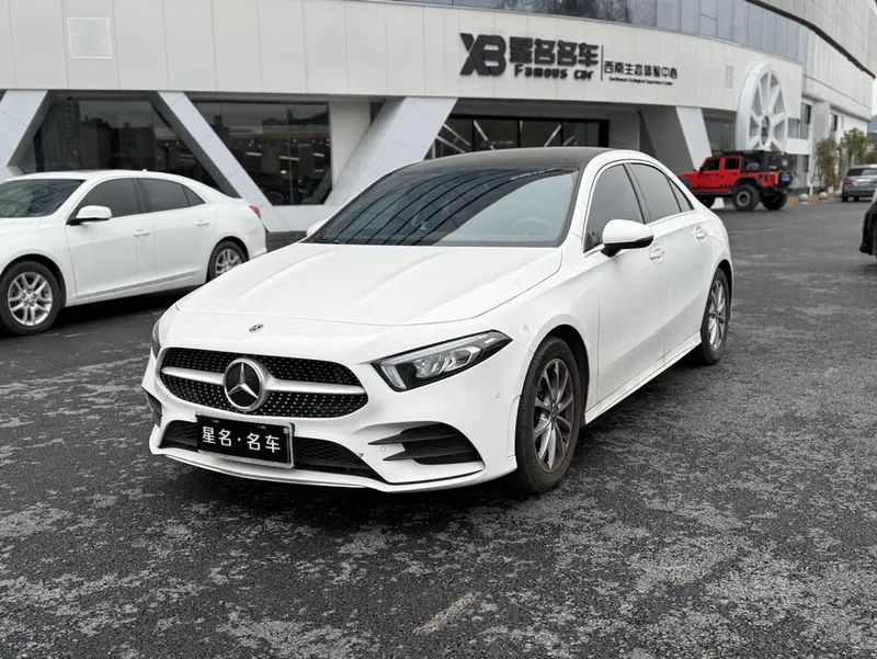 Mercedes-Benz A-Class A 200 L Sport Edition, 2022 — фото 1