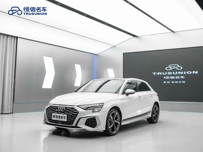 Audi A3 Sportback 35 TFSI Fashion Sport Version, 2024 — фото 1