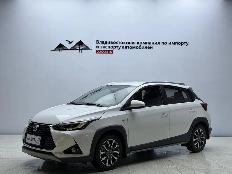 Toyota Yaris L, 2022