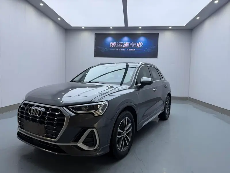 Audi Q3, 2022