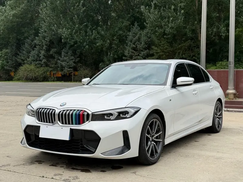 BMW 3-Series, 2023