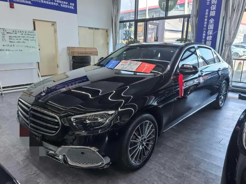 Mercedes-Benz E-Class, 2022