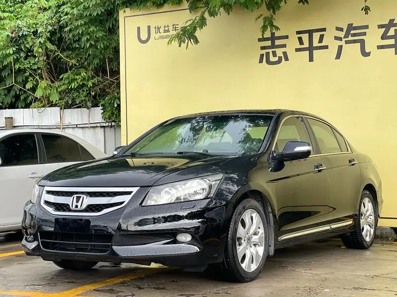 Honda Accord, 2011