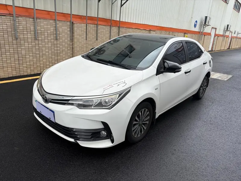 Toyota Corolla 1.2T S-CVT GL Smart Edition CN5, 2018 — фото 1