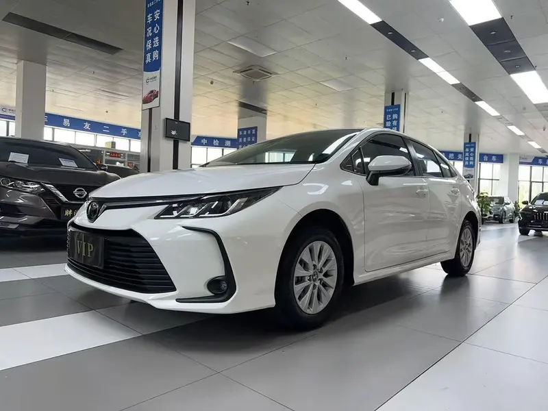 Toyota Corolla 1.2T S-CVT PLUS Edition, 2022 — фото 1