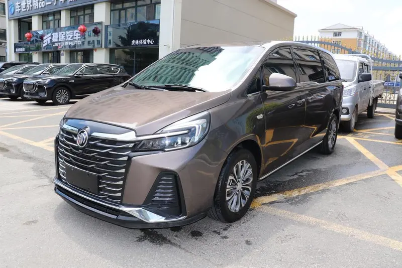 Buick GL8, 2022