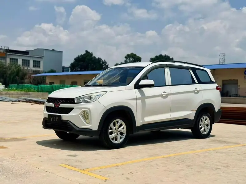 Wuling Hongguang S3, 2018