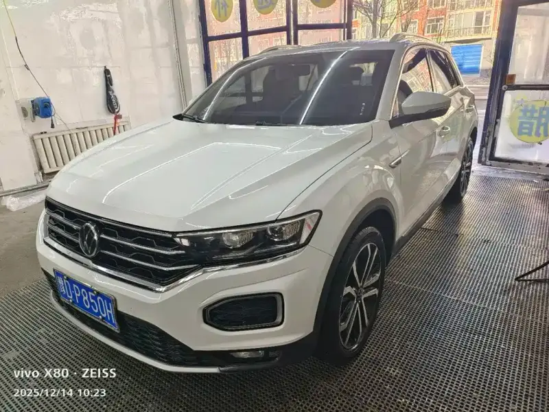 Volkswagen T-Roc, 2022