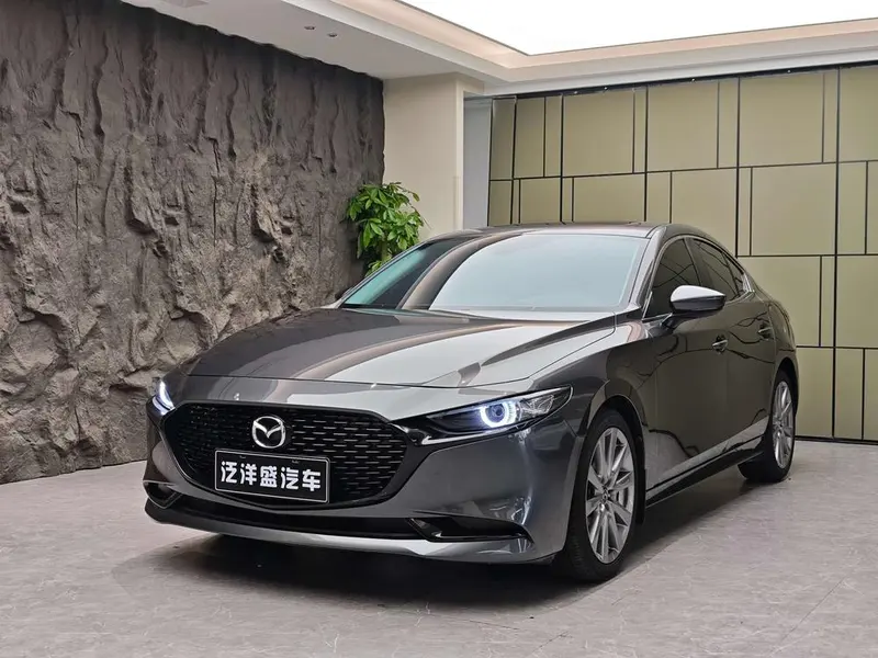 Mazda 3 Axela, 2021