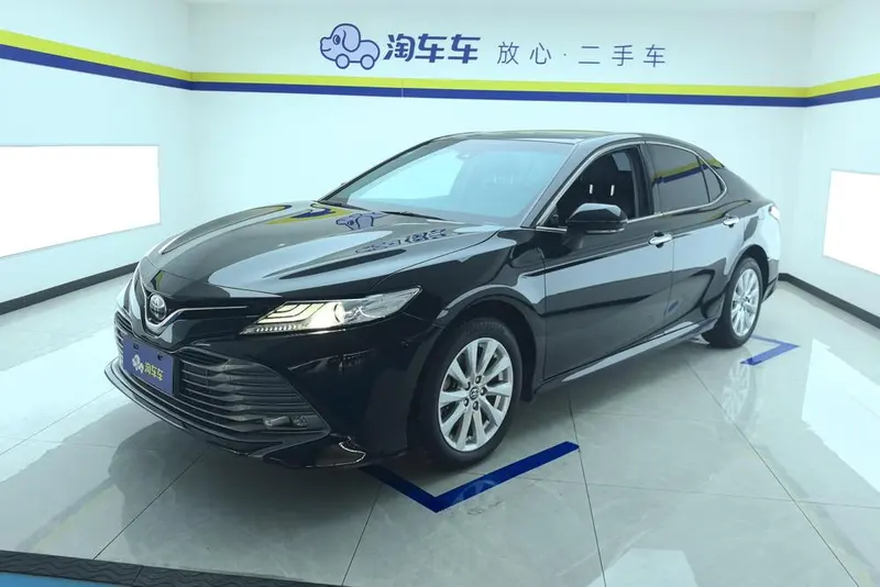 Toyota Camry, 2019