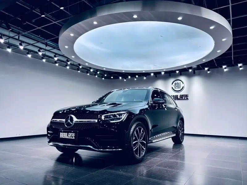 Mercedes-Benz GLC GLC 260 L 4MATIC Luxury Version, 2021 — фото 1
