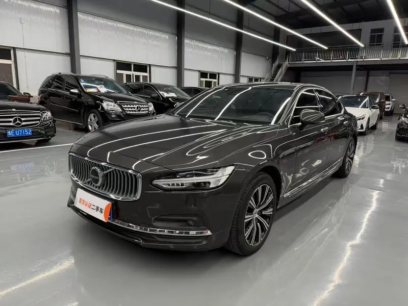 Volvo S90, 2021