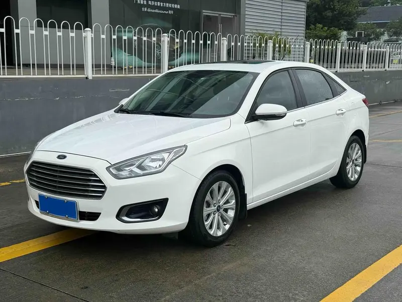 Ford Escort 1.5L Auto Comfort Version, 2017 — фото 1