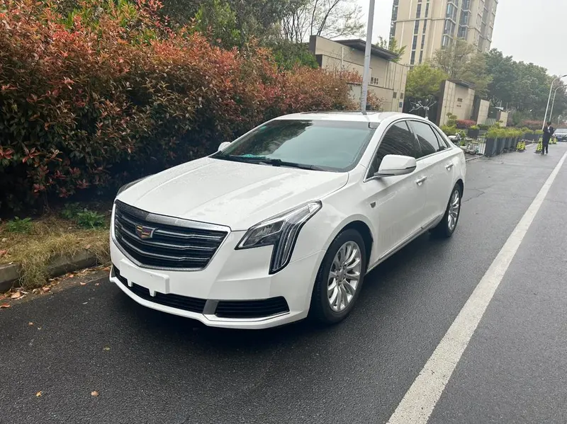 Cadillac XTS 28T Version, 2018 — фото 1