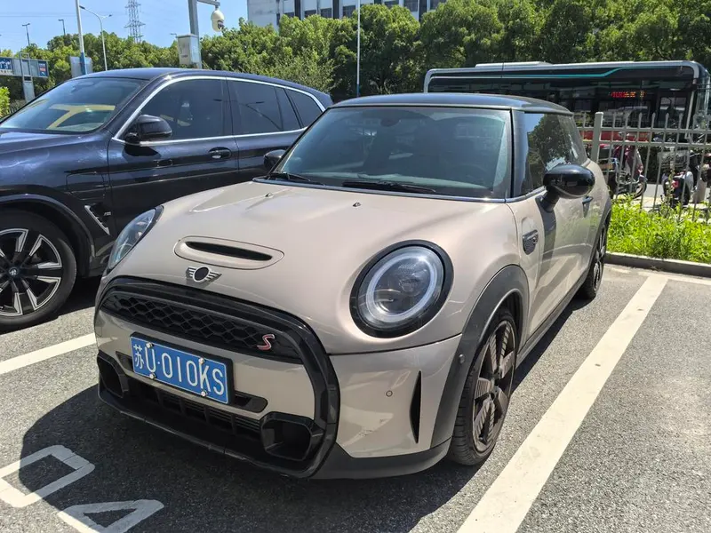 MINI MINI 2.0T COOPER S Artist, 2023 — фото 1