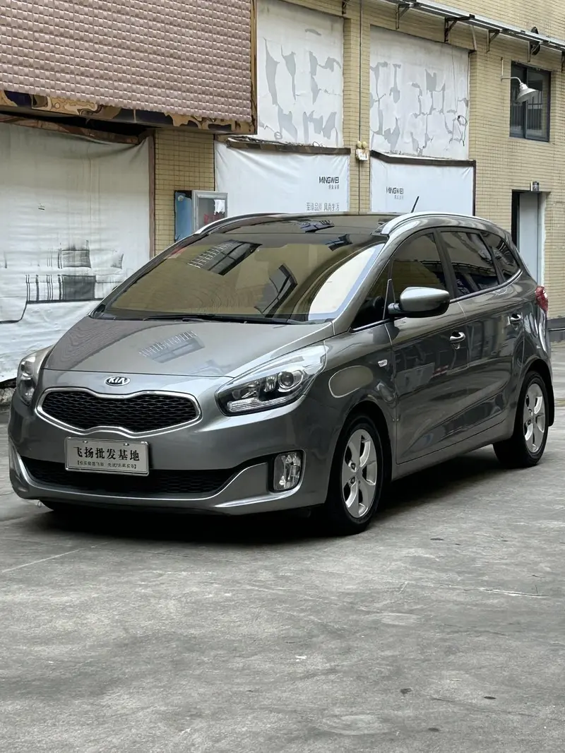 Kia Carens, 2013