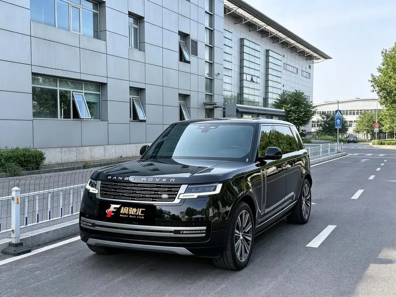 Land Rover Range Rover 3.0 L6 400PS Extended Edition, 2025 — фото 1