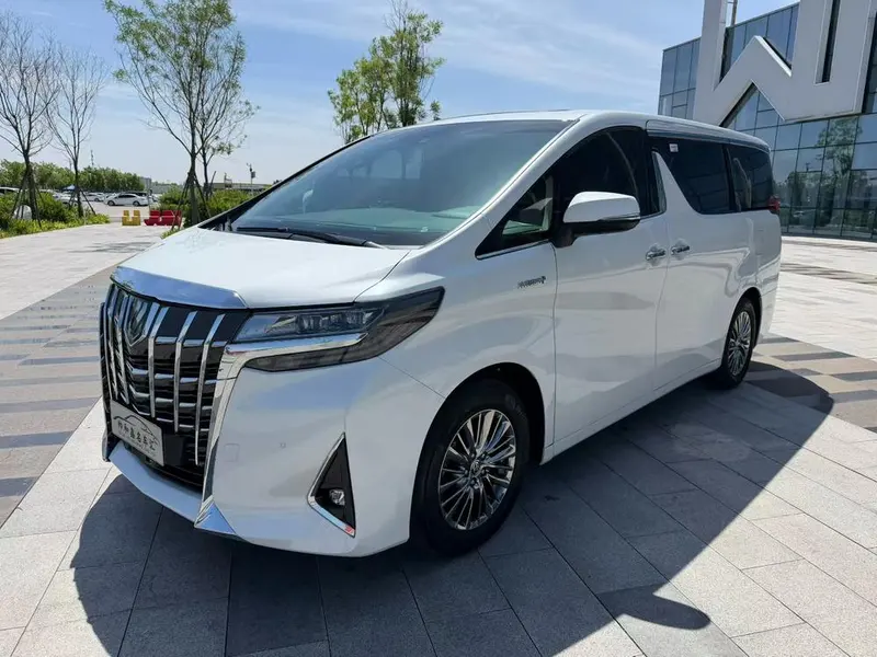 Toyota Alphard, 2022
