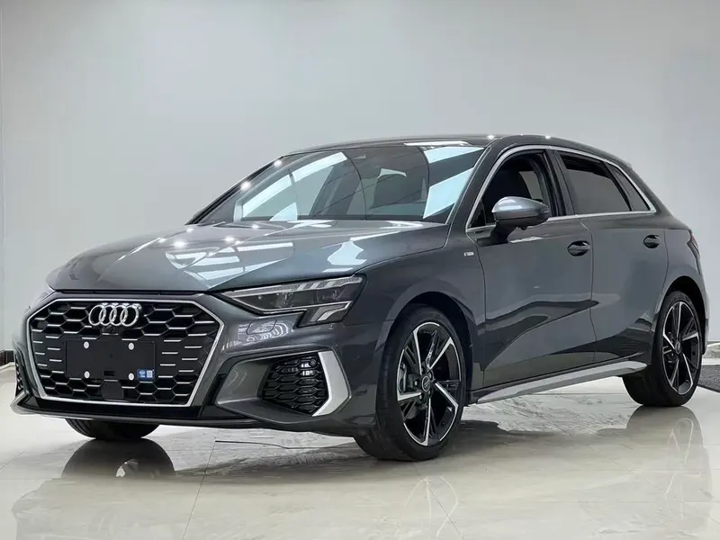 Audi A3 Facelift Sportback 35 TFSI Fashion Sport Version, 2023 — фото 1