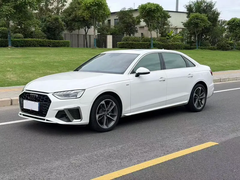 Audi A4L 40 TFSI Fashion Version, 2020 — фото 1
