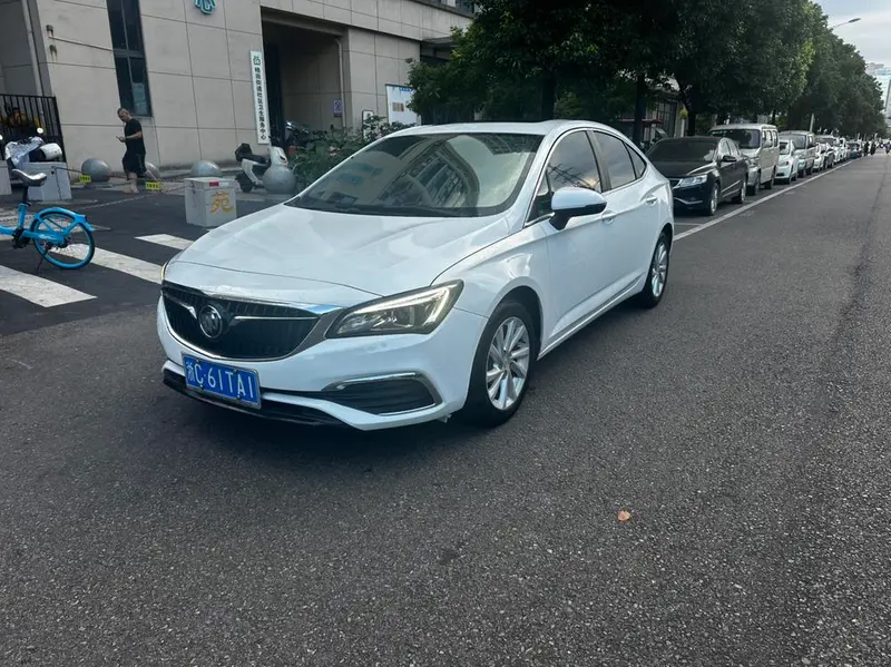 Buick Verano, 2018