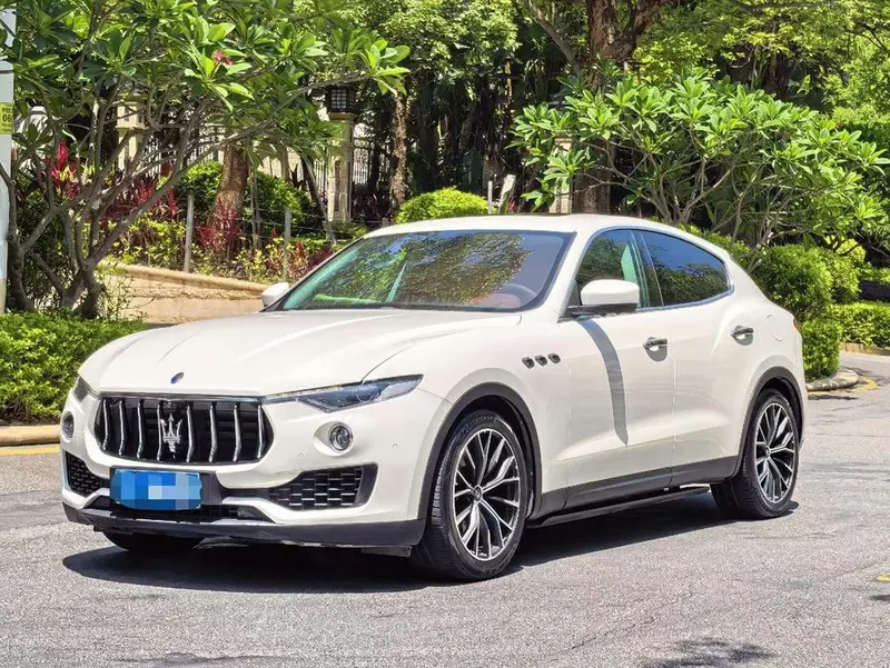 Maserati Levante 3.0T Levante, 2016 — фото 1