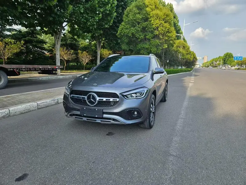 Mercedes-Benz GLA GLA 200, 2020 — фото 1