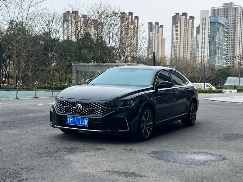 Volkswagen Passat, 2022