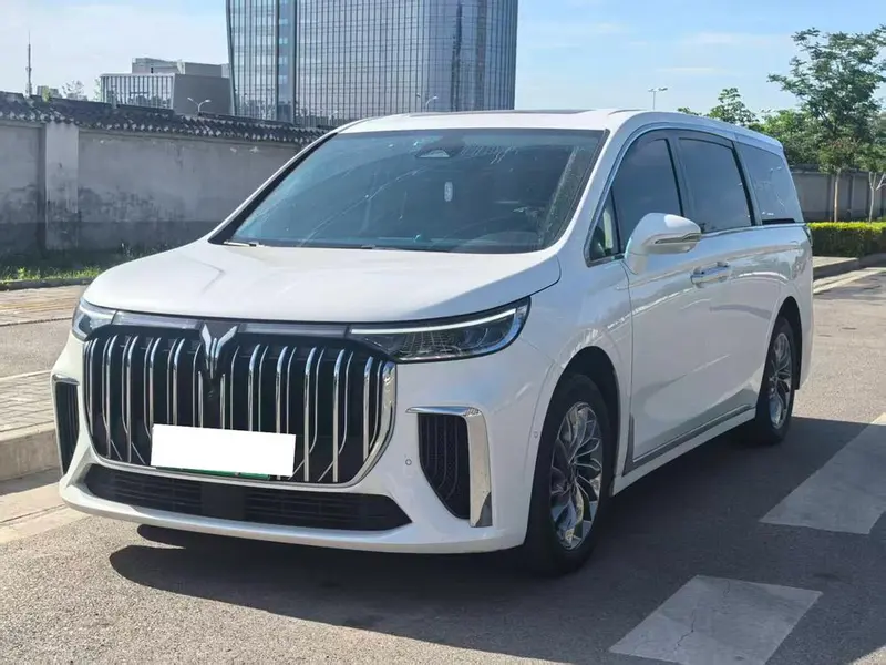 Voyah Dreamer PHEV, 2024
