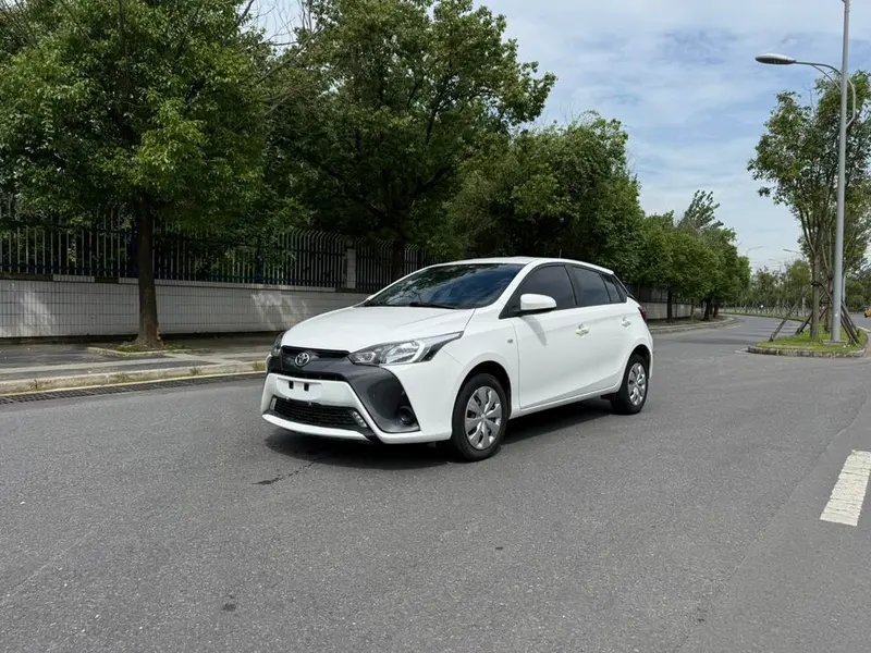 Toyota Yaris L, 2021