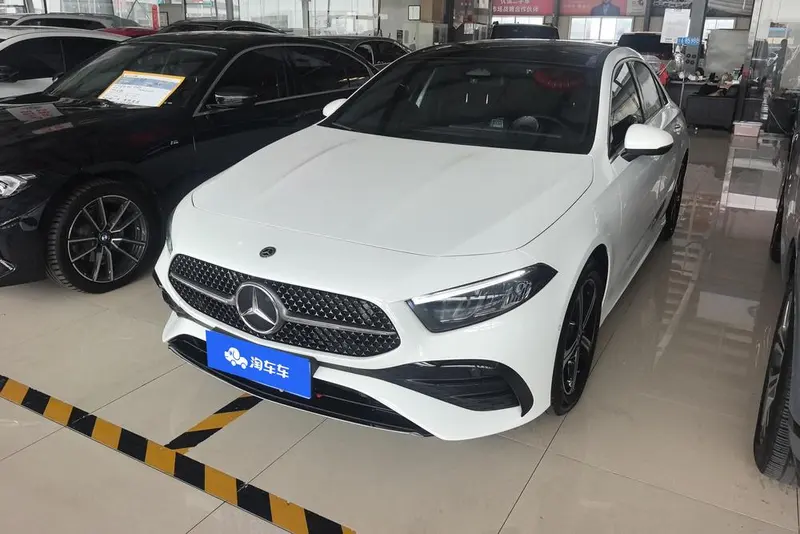Mercedes-Benz A-Class A 200 L Fashion Edition, 2024 — фото 1