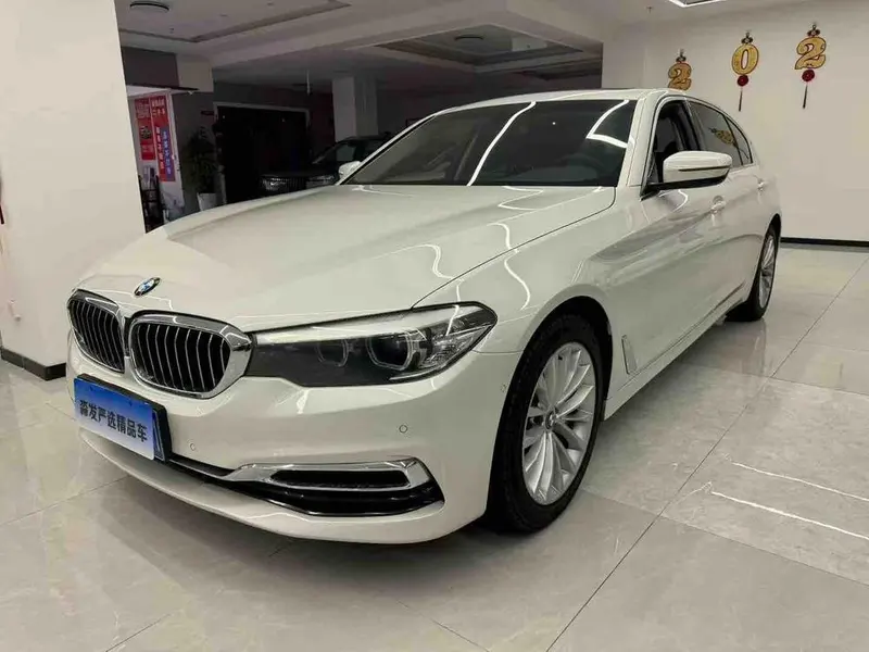 BMW 5-Series, 2019