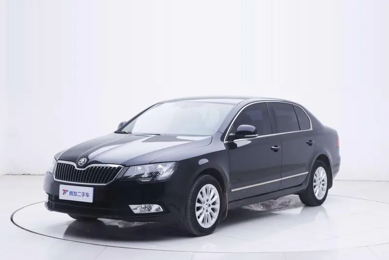 Skoda Superb, 2013
