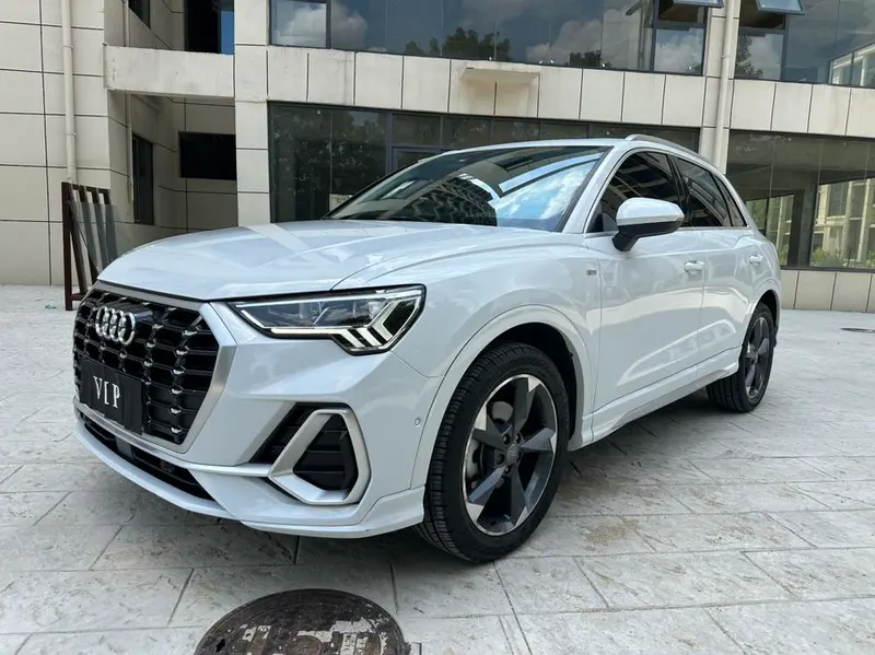 Audi Q3, 2021