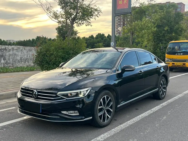 Volkswagen Magotan 330TSI DSG 30 Anniversary Edition, 2021 — фото 1
